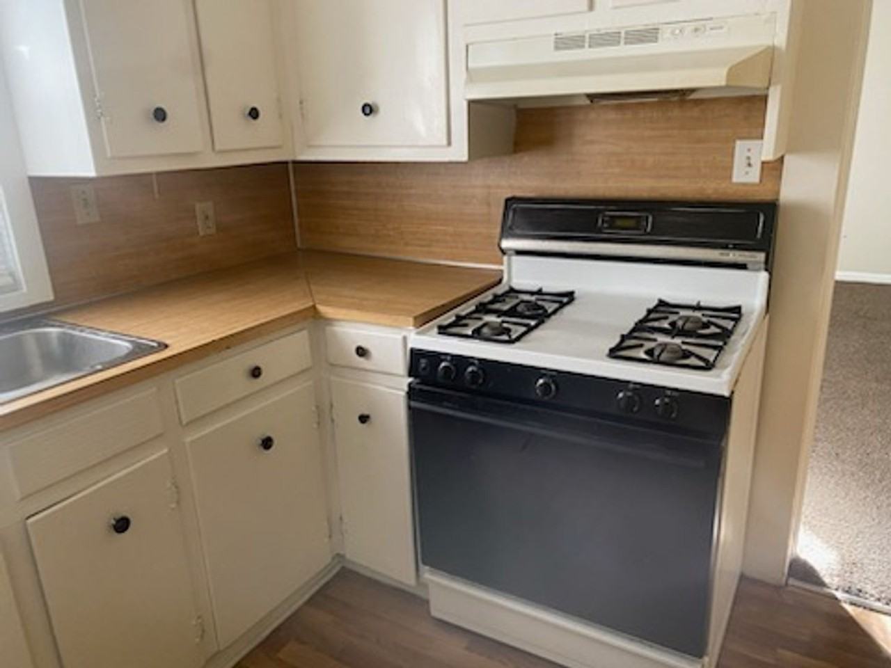 19TH ST 1329 A, B & C - Photo 3 of 7