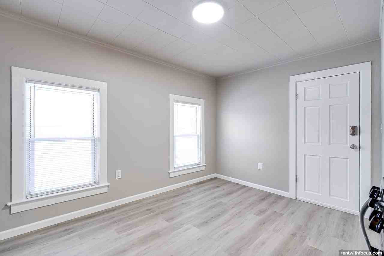 3107 Lost Dauphin Rd. - Photo 3 of 14