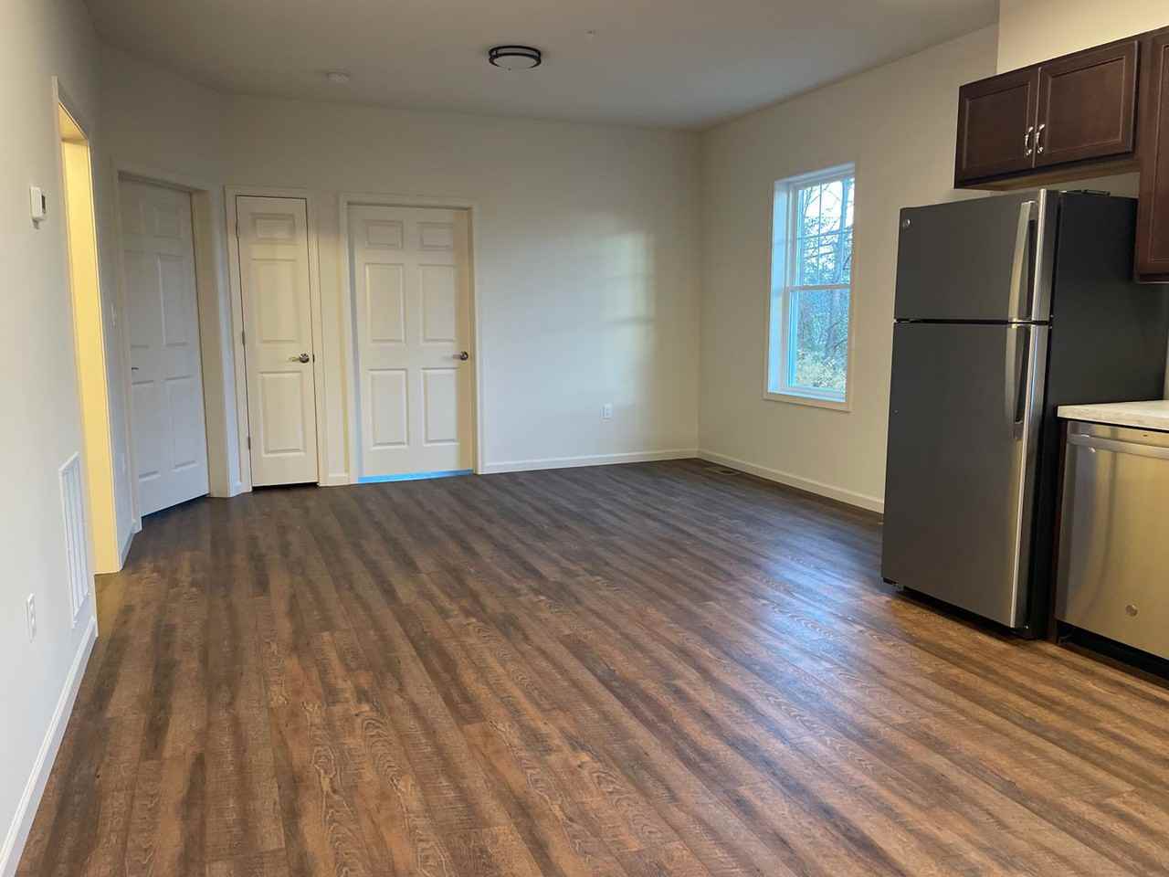 135 W. Charlotte St. - Photo 3 of 13