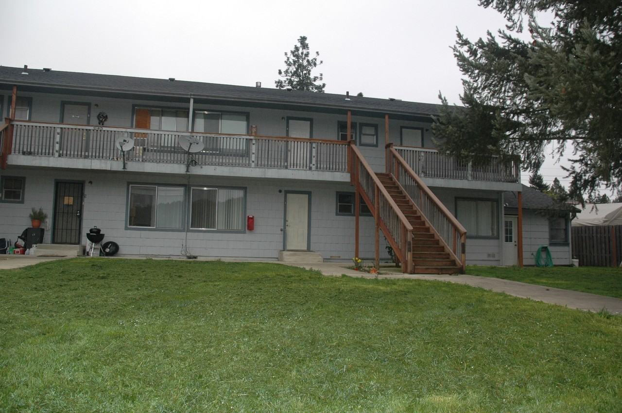 Lamplighter Apartments 645 W First Ave, Sutherlin, OR 97479 Zumper