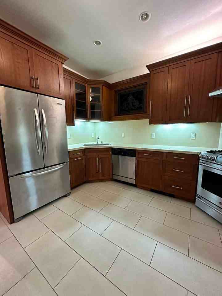 11001104 Fell Street and 501505 Scott Street Apartments in Haight