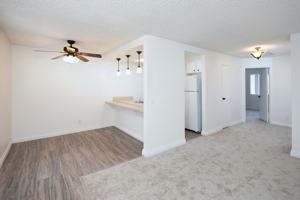 featured image of 1059 E Bradley Ave