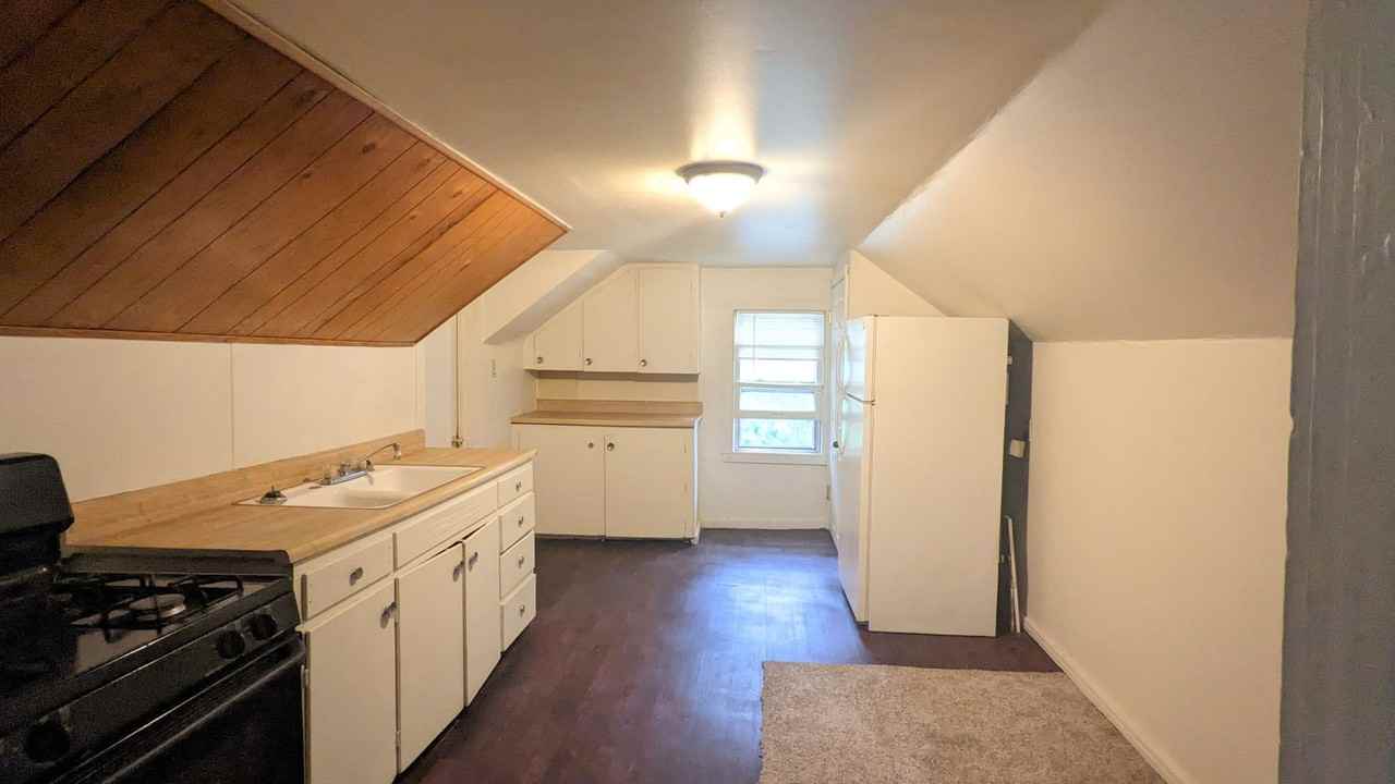 923 W Southern Ave - Photo 3 of 6
