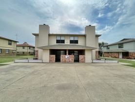 4806 Rainbow Cir - Photo 1 of 1