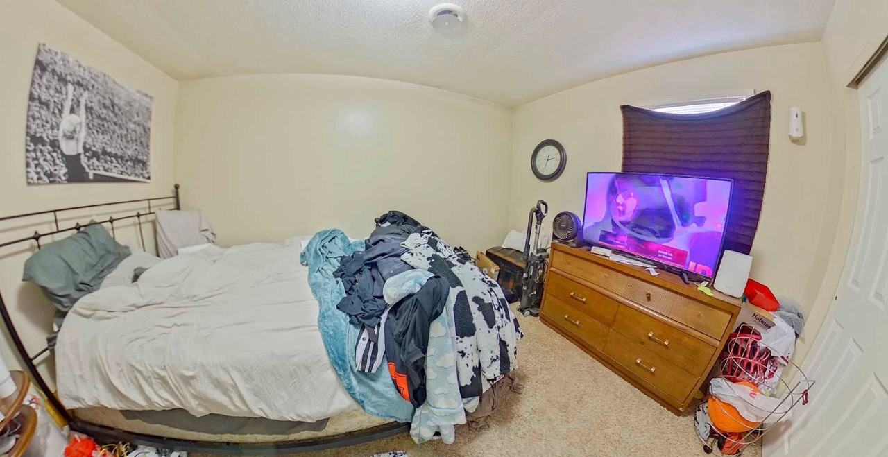 817 Allison - Photo 3 of 8