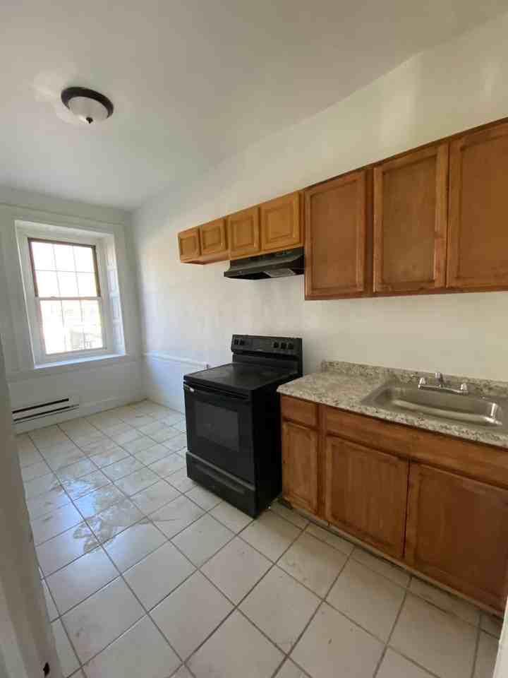 4908 Germantown Ave. - Photo 4 of 23