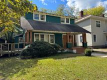 Hammond 605 - Photo 1 of 1