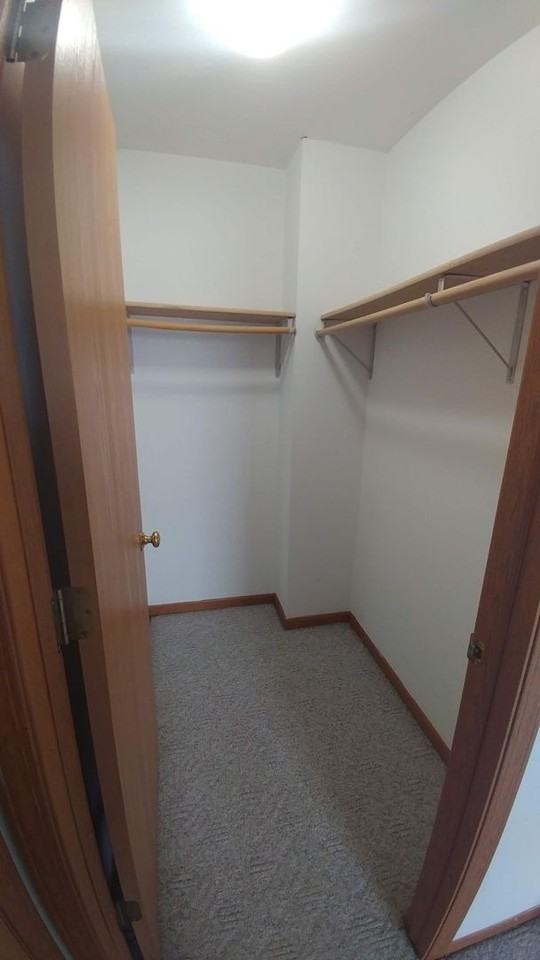 951 Fotis Drive - Photo 6 of 15