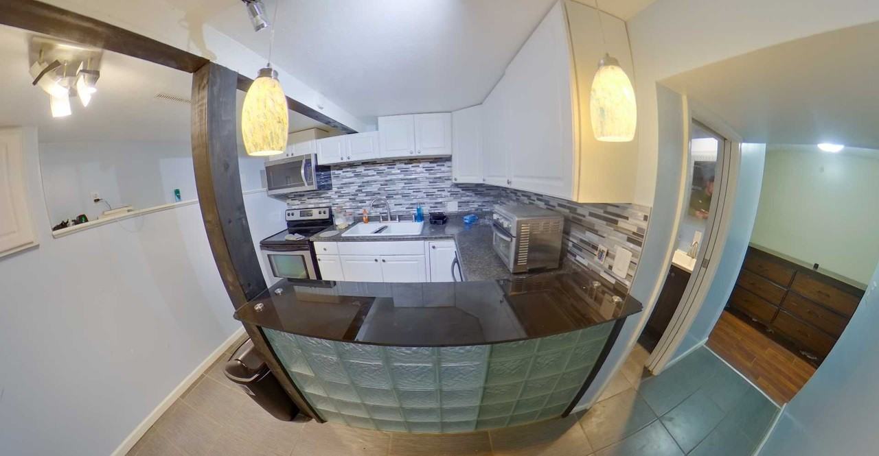 525 Kearney - Photo 2 of 10