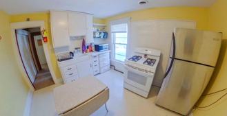 917 Laramie St - Photo 1 of 1
