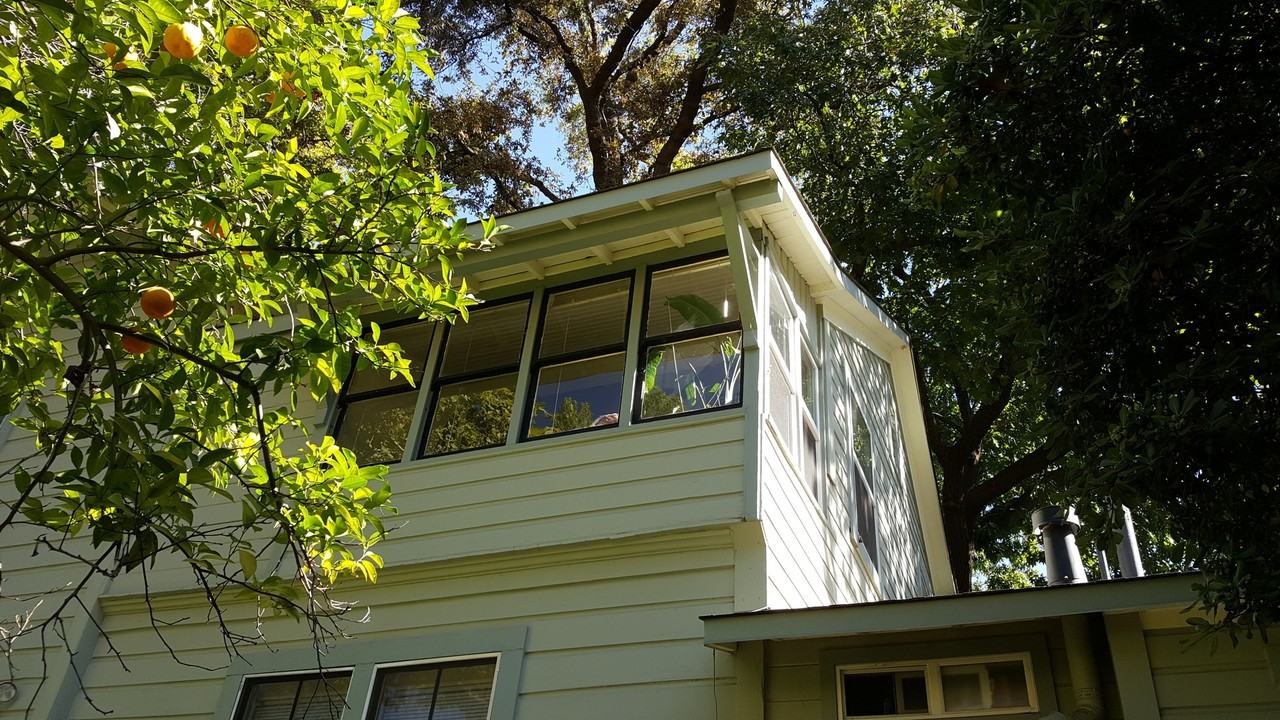 369 E 4th St - Photo 3 of 13