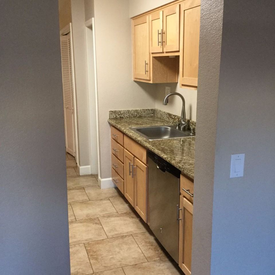346 Tabor Ave - Photo 3 of 28