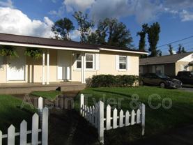 2998A Hospital Dr - Photo 1 of 1
