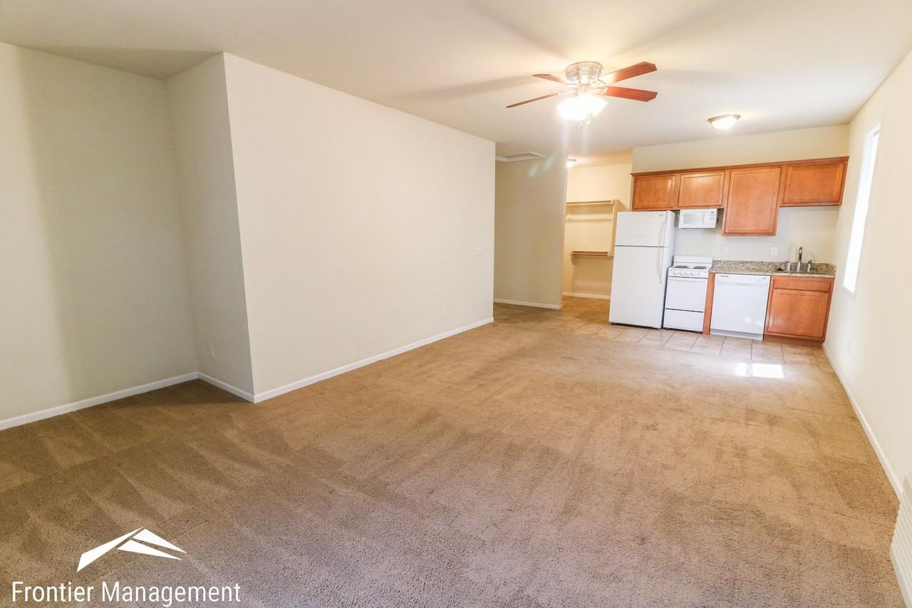 1222 Bertrand St. - Photo 2 of 17