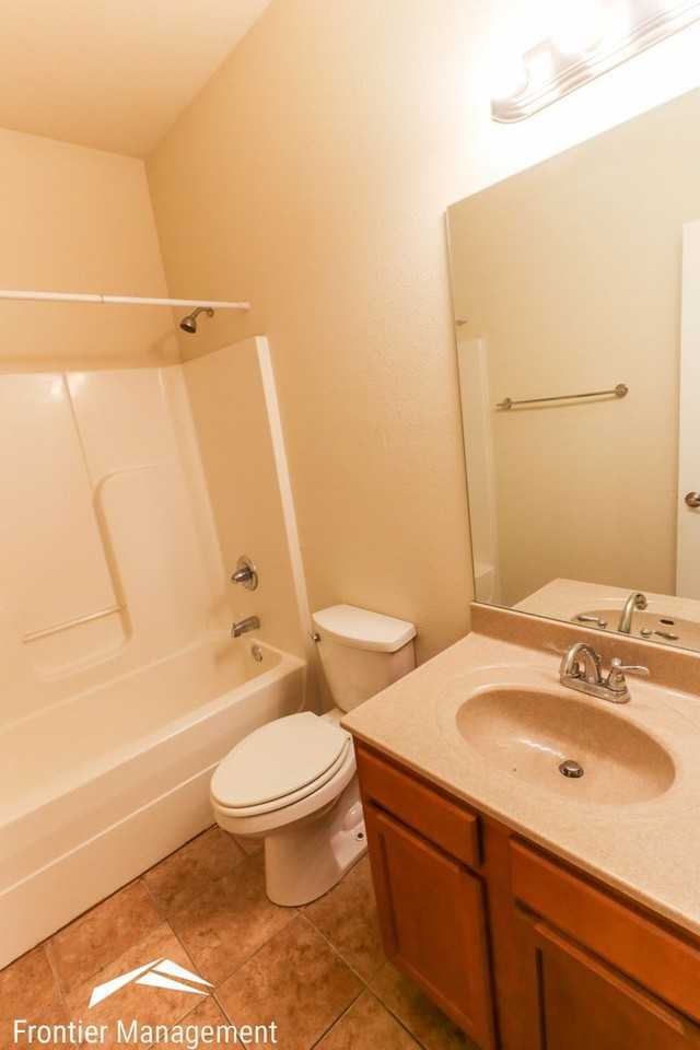 1222 Bertrand St. - Photo 6 of 17