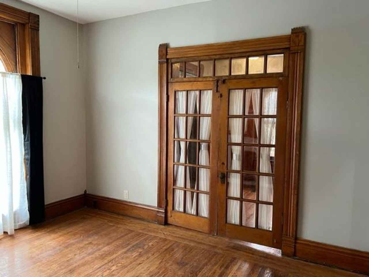 GHP 11-109 W Ormsby - Photo 2 of 21