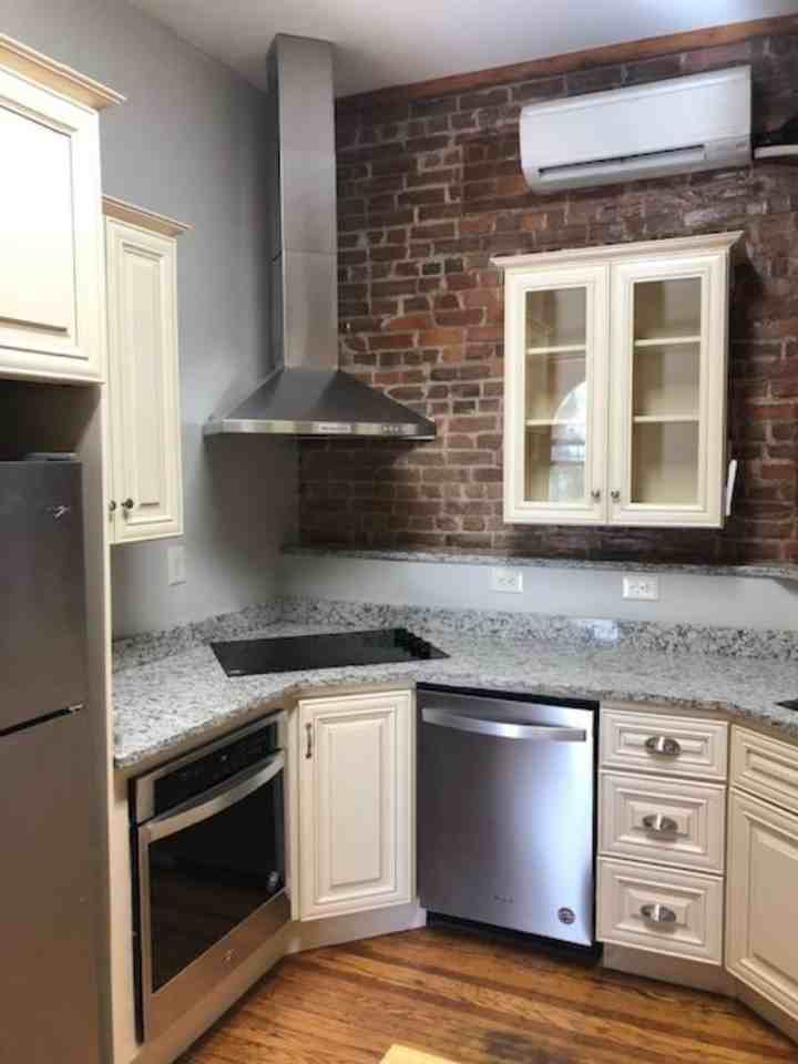 GHP 11-109 W Ormsby - Photo 7 of 21