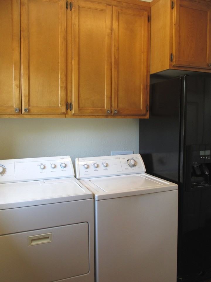 330 West 4th Street - Photo 3 of 12