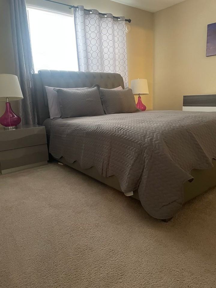 The New Meridian Apartments - Photo 3 of 17