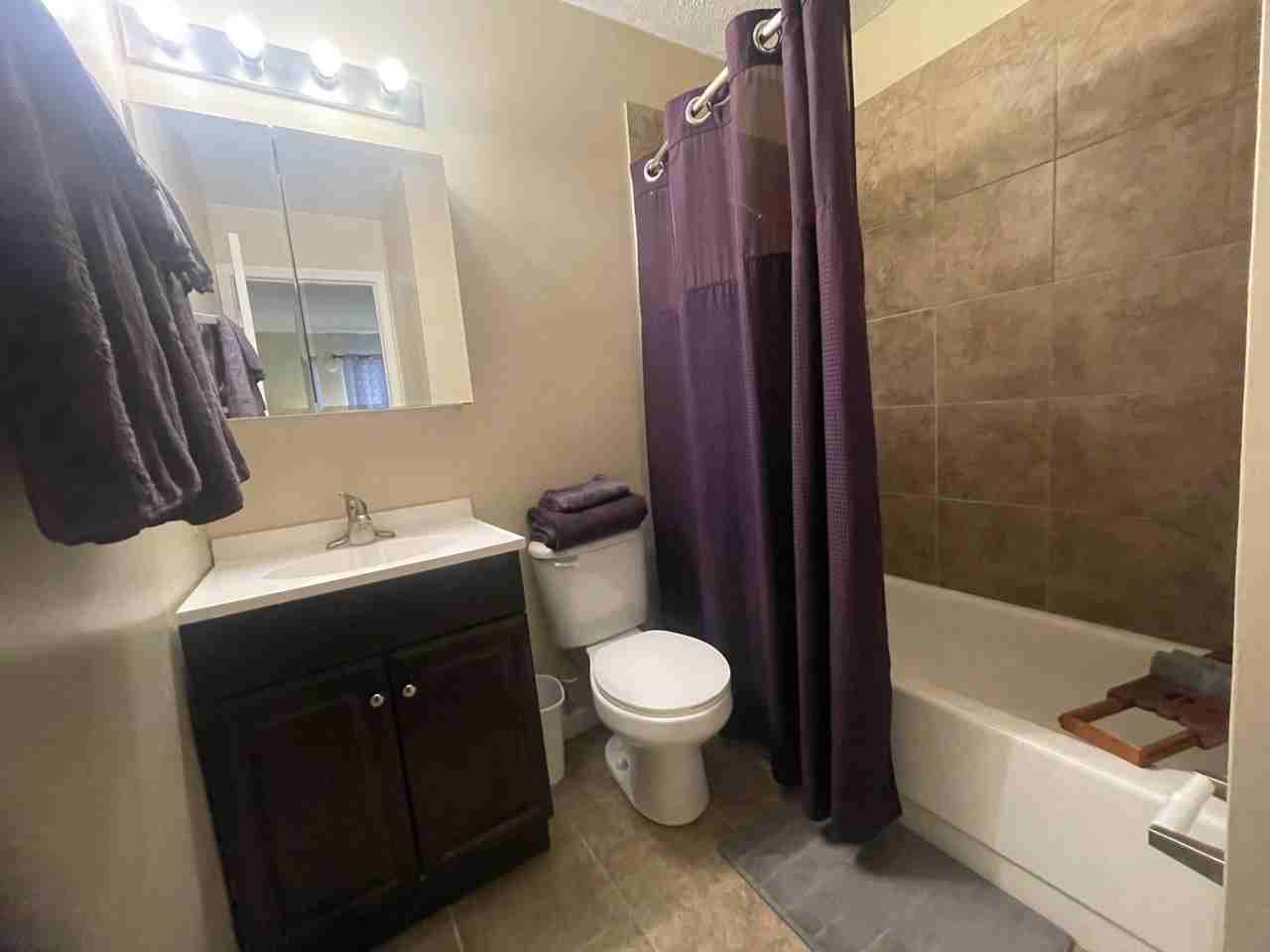 The New Meridian Apartments - Photo 4 of 17