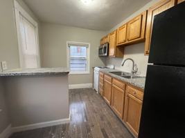 featured image of 338 University Avenue