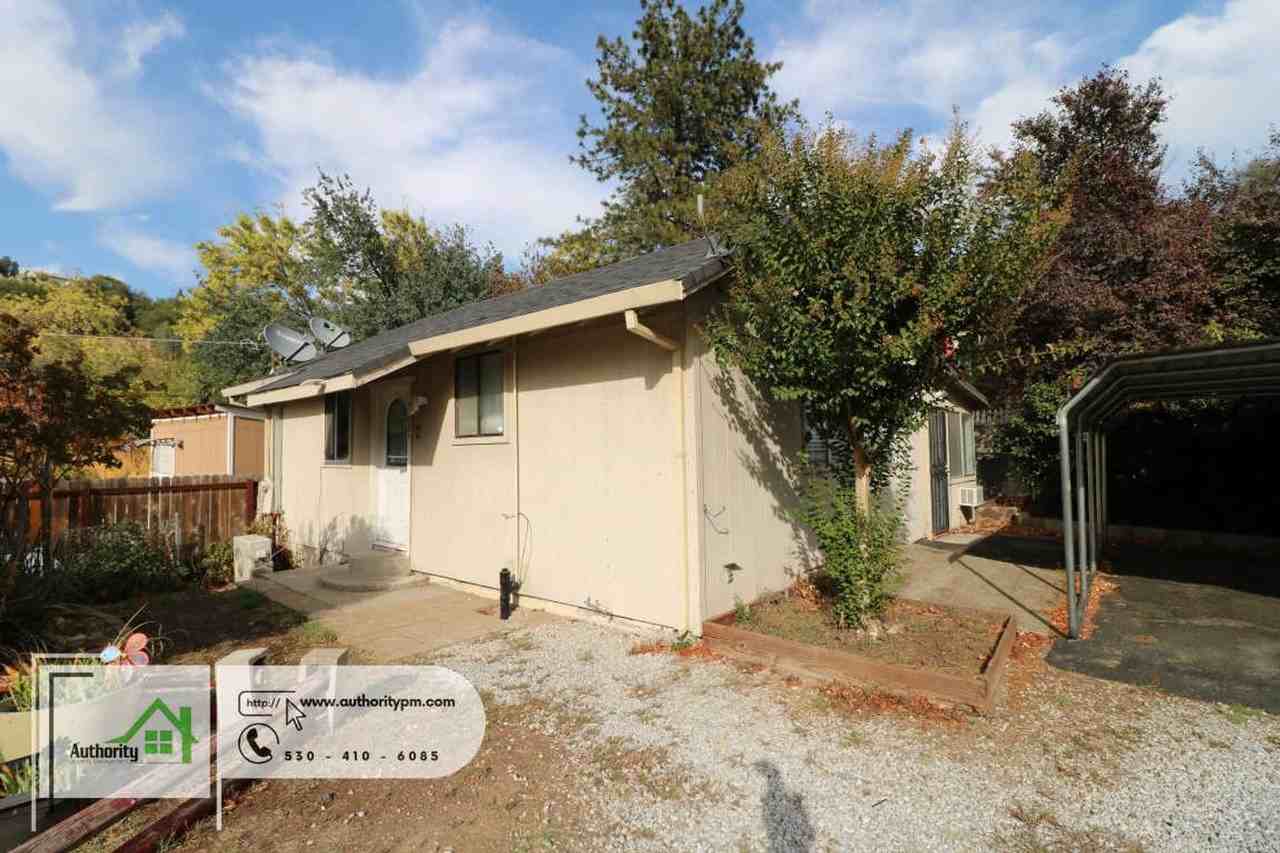 14861 Ravine Rd - Photo 3 of 12