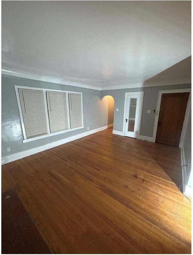 3651 -53 Bedford - Photo 3 of 15