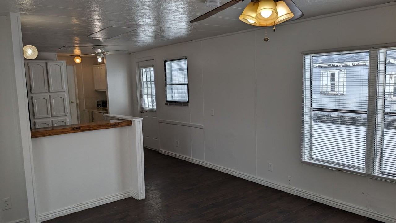 Jenamac M&J Trailer Home Community - Photo 6 of 39