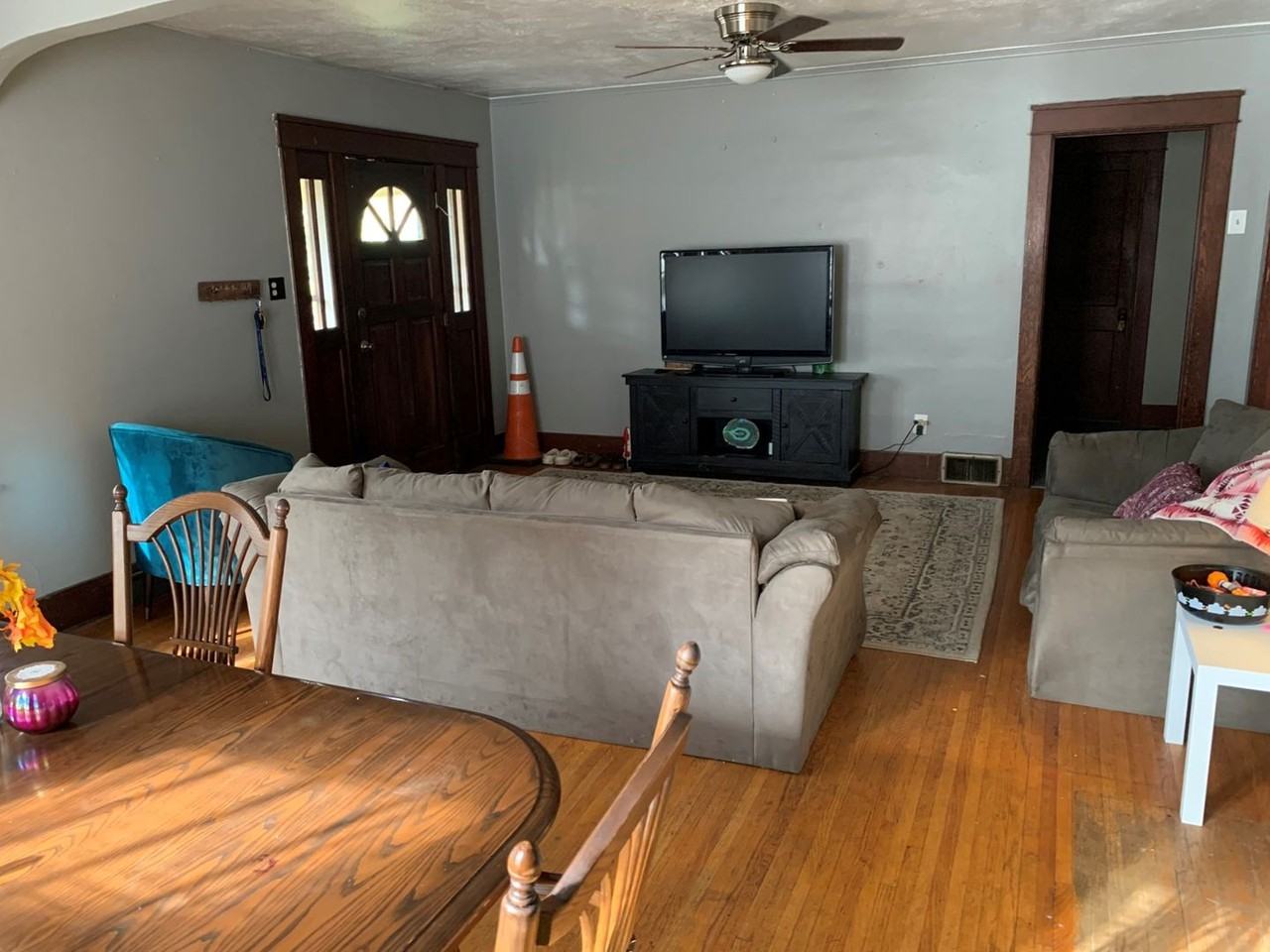 1916 8th Avenue - Photo 2 of 10