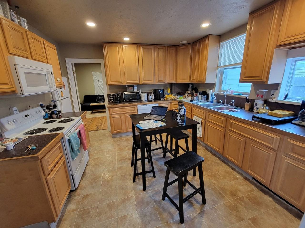 1130 13th Street - Photo 5 of 28