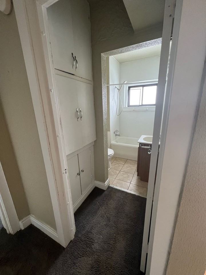 Parchment Manor (Brickstone River View Management LLC) - Photo 6 of 13