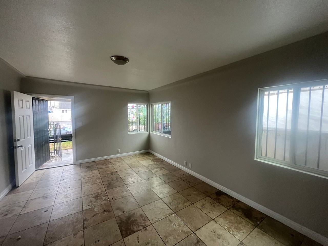 Colden - Photo 3 of 12