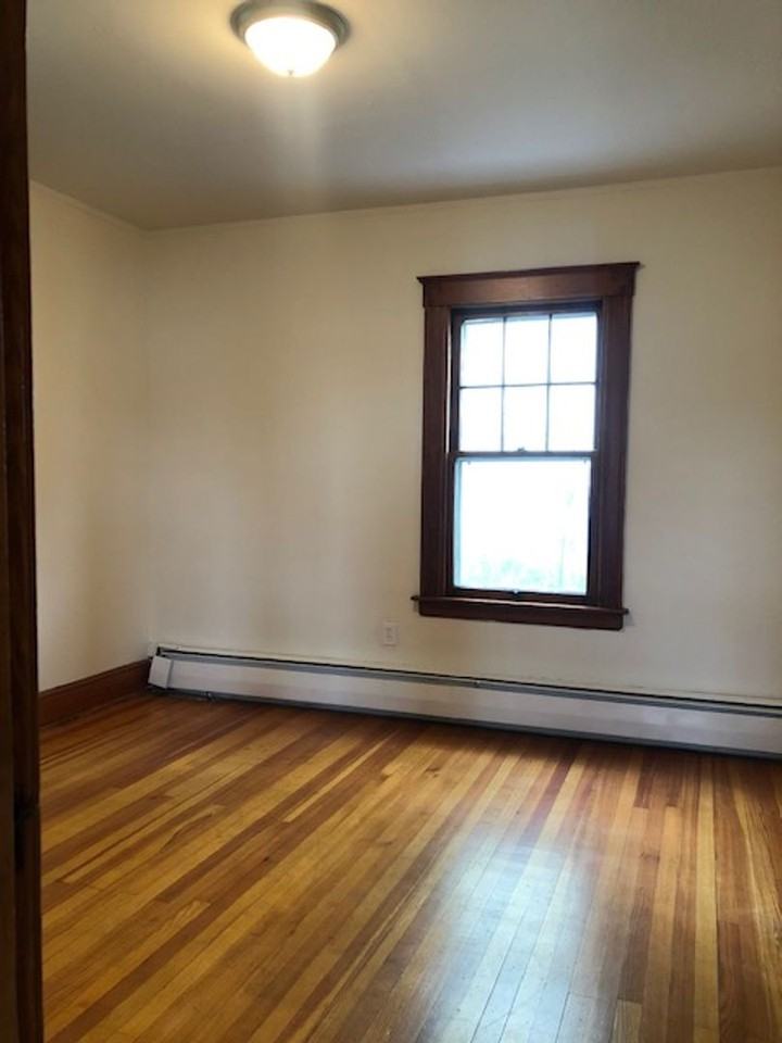 98 Miller St. - Photo 2 of 12