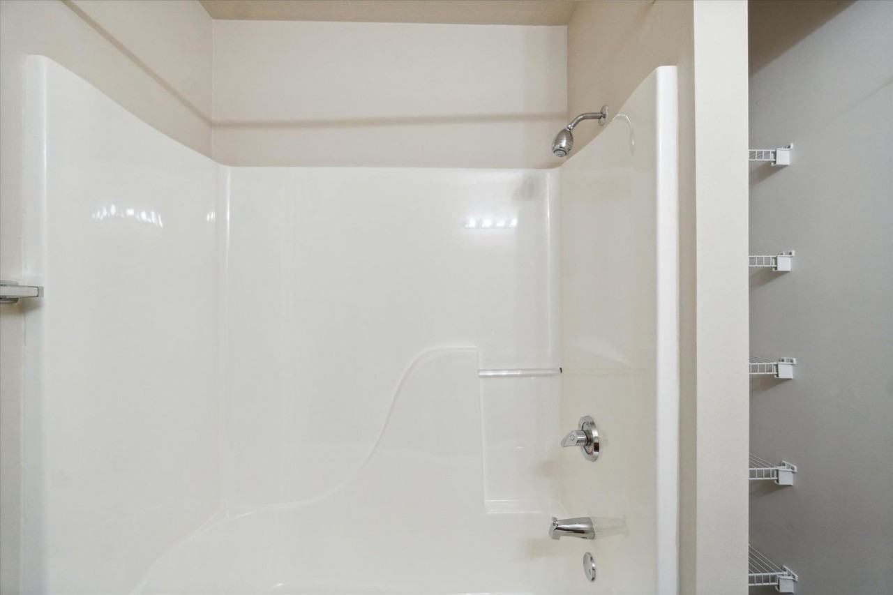 Meadowview Estates (Brookwood 60 LDHA, LLC) - Photo 7 of 18