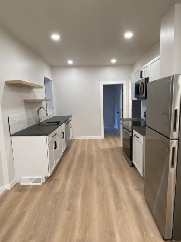 5140 Butler St #2 - Photo 4 of 23