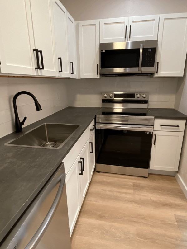 5140 Butler St #4 - Photo 4 of 20