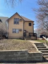 713 S Duluth Ave - Photo 1 of 1