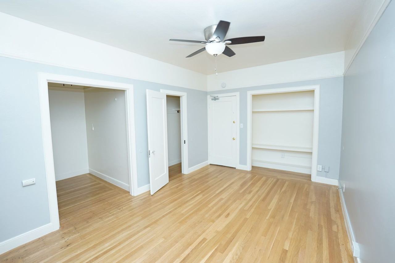 Corum Apartments - Photo 3 of 31