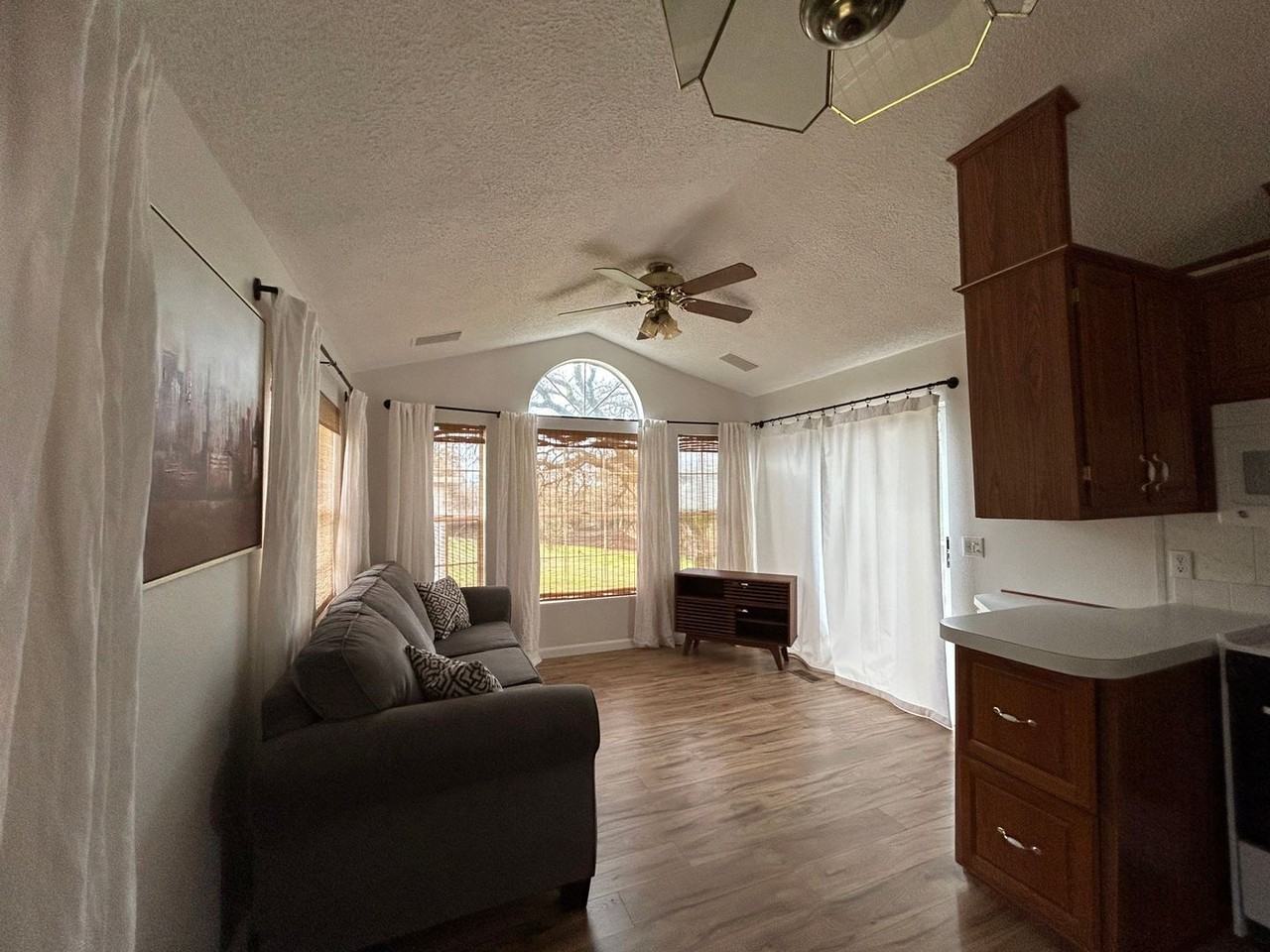 7121 Springtime Trail - Photo 3 of 11