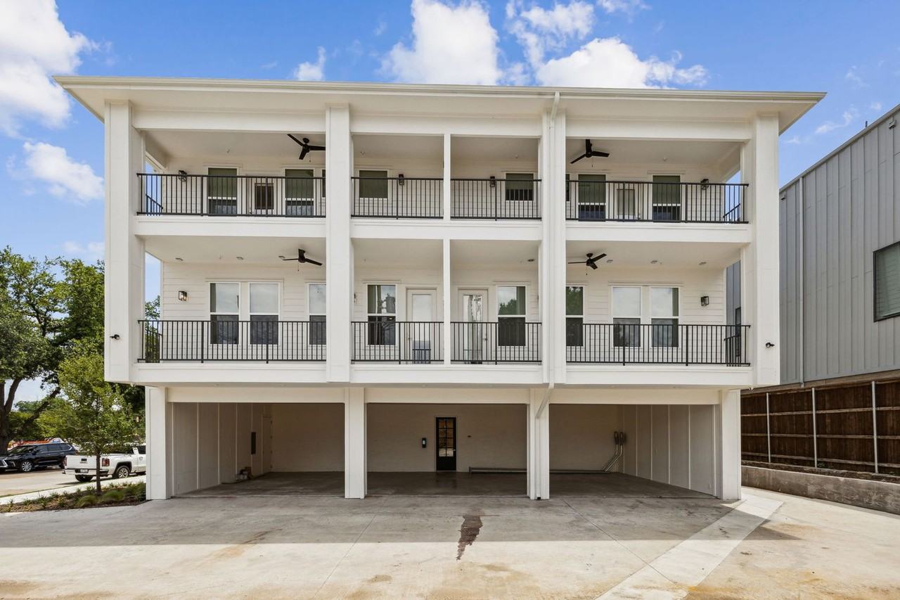 6283 La Vista - Photo 6 of 50