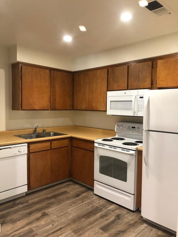 Hidden View - Photo 4 of 8