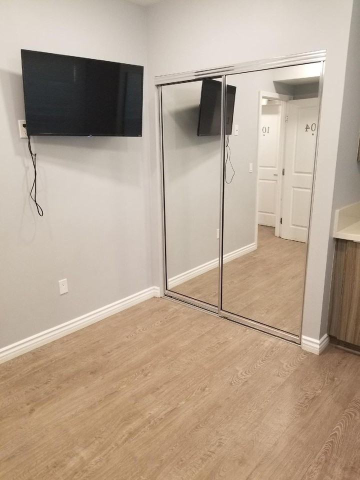 1166 W 29th St., LLC - Photo 2 of 27