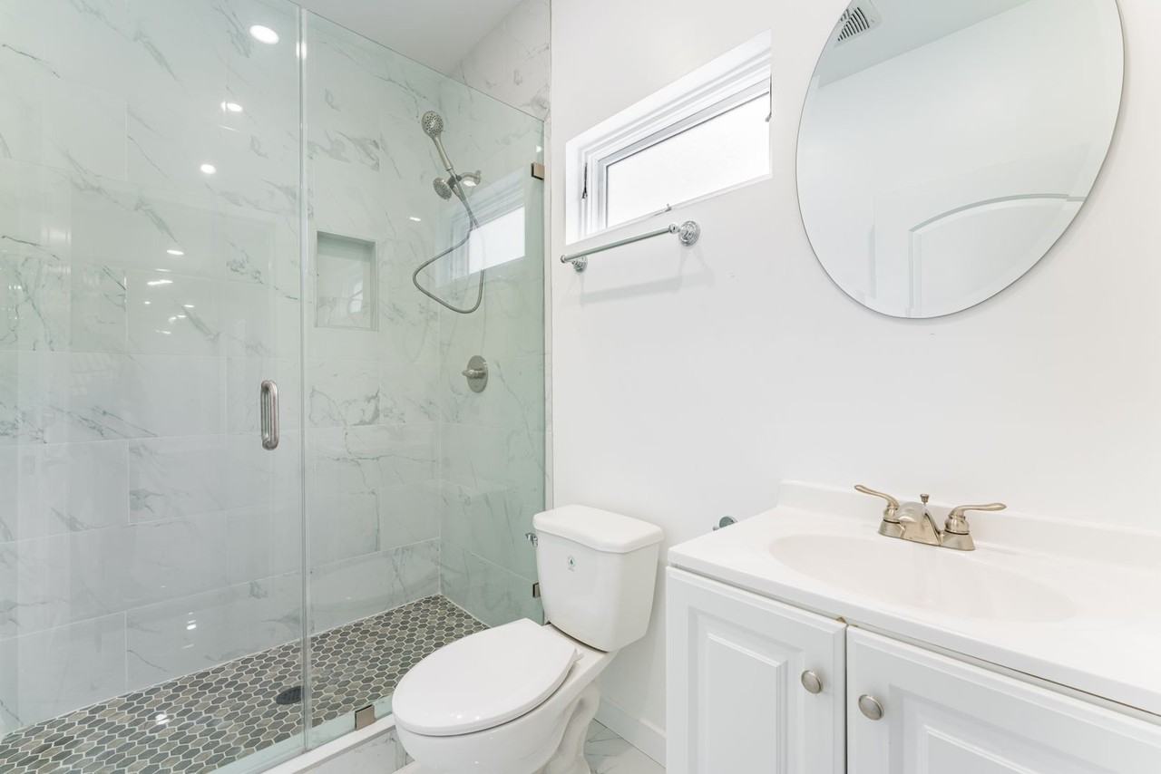 1166 W 29th St., LLC - Photo 3 of 22