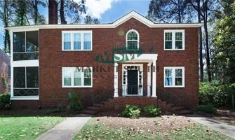 featured image of 219 E 56th St