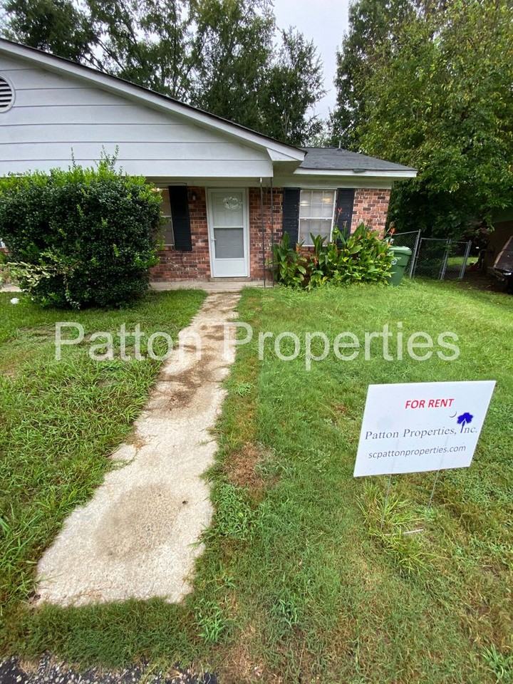 11 Loquat Court Apartments in Shandon, Columbia, SC 29205 Zumper