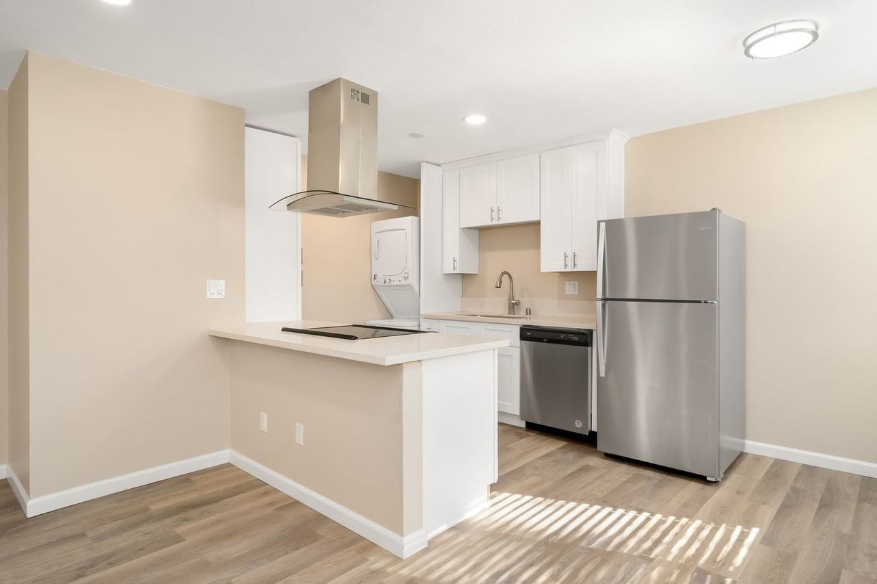 5353-5375 Olmeda - Photo 7 of 24