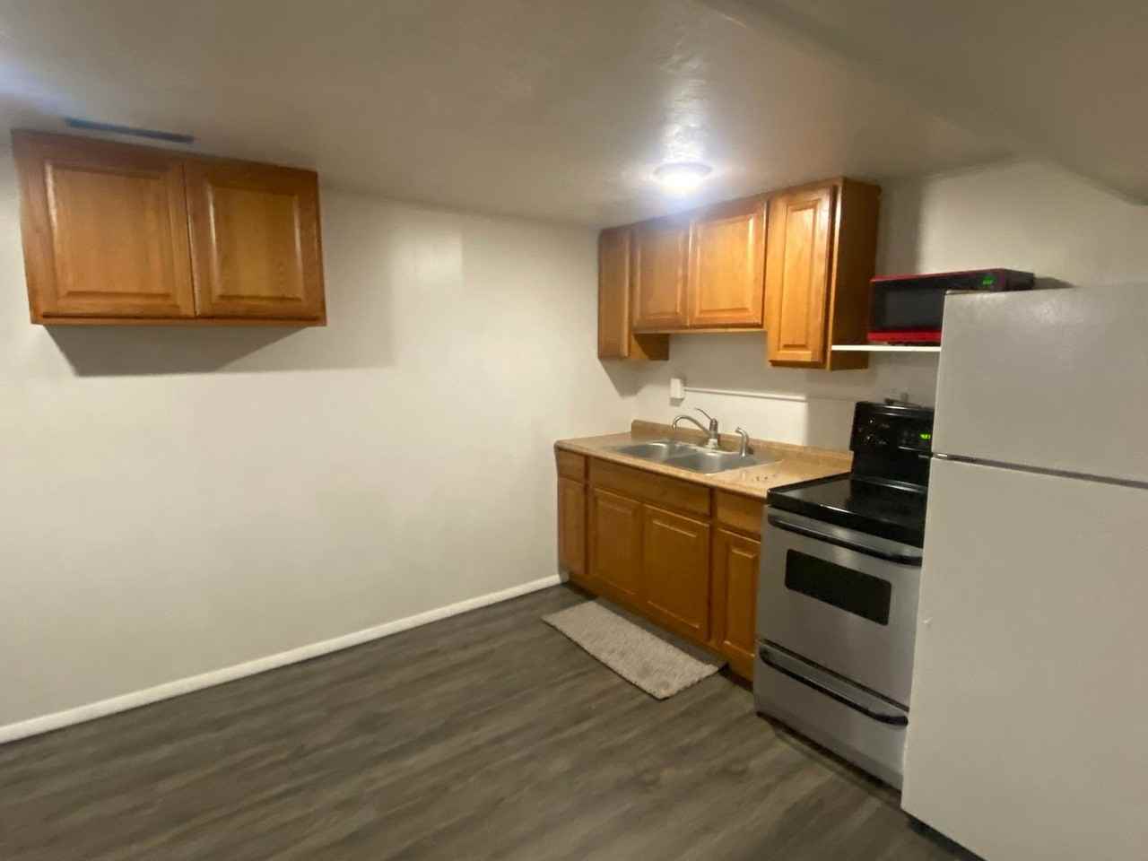 1009 E Hayden - Photo 2 of 6