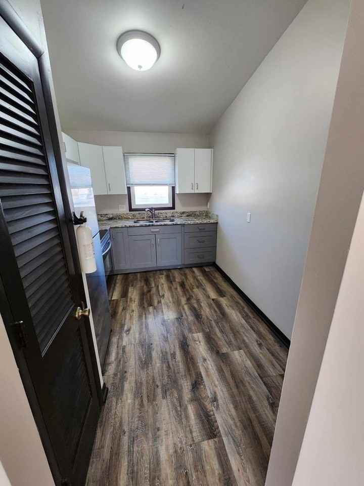 The Pierce Building - Photo 3 of 12