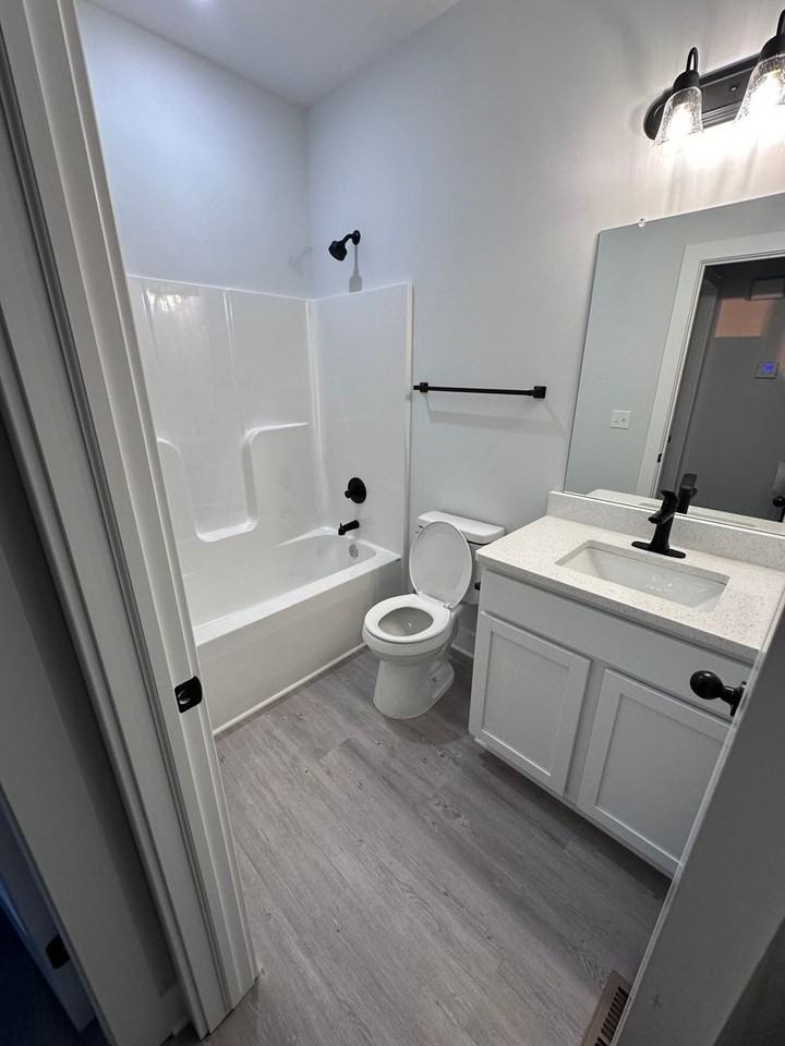 8719 E Summerside Pl - Photo 2 of 12