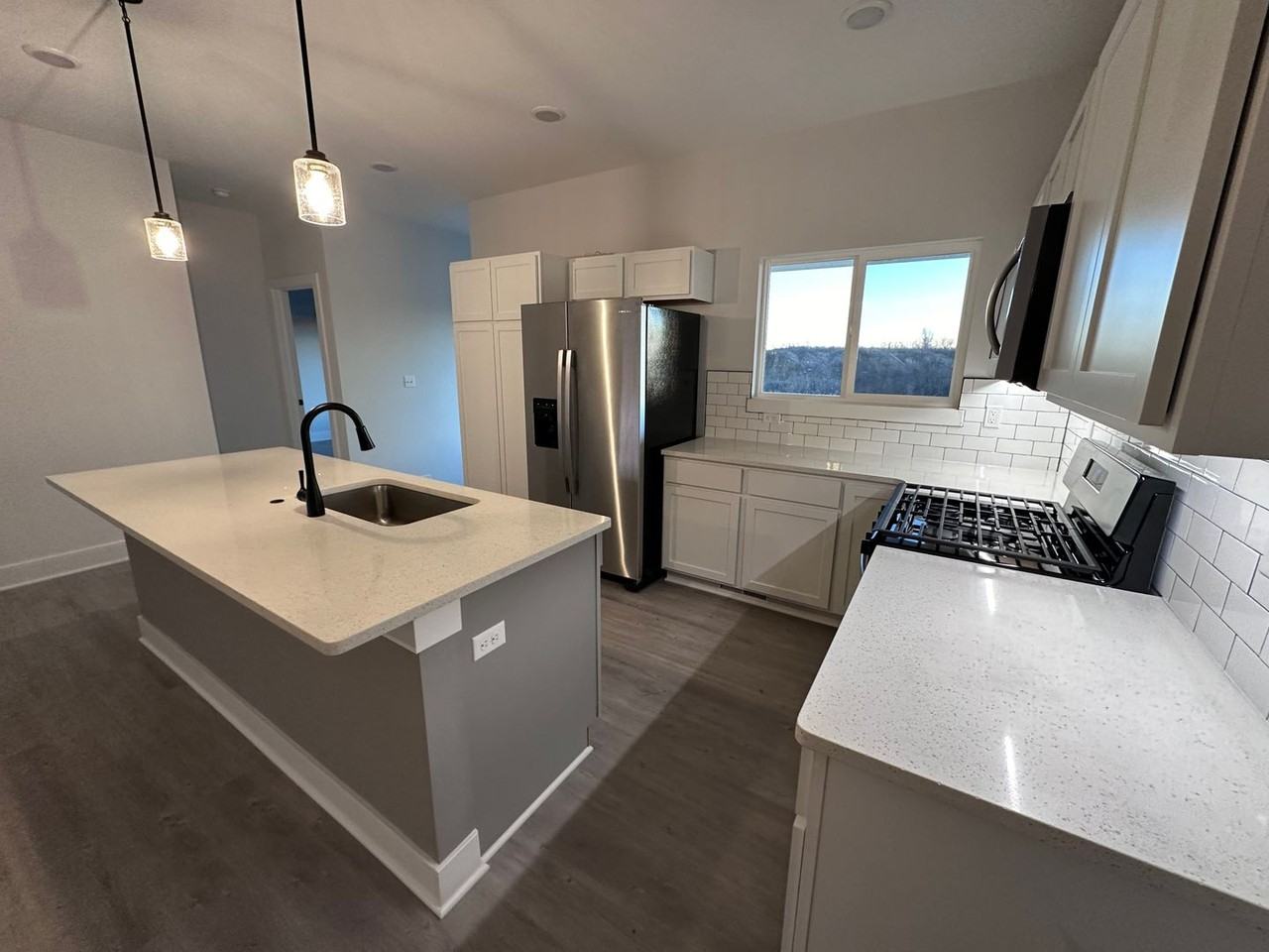 8719 E Summerside Pl - Photo 5 of 12
